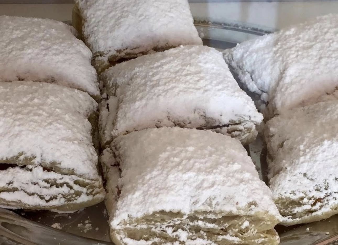 Guava Pastellios.jpg