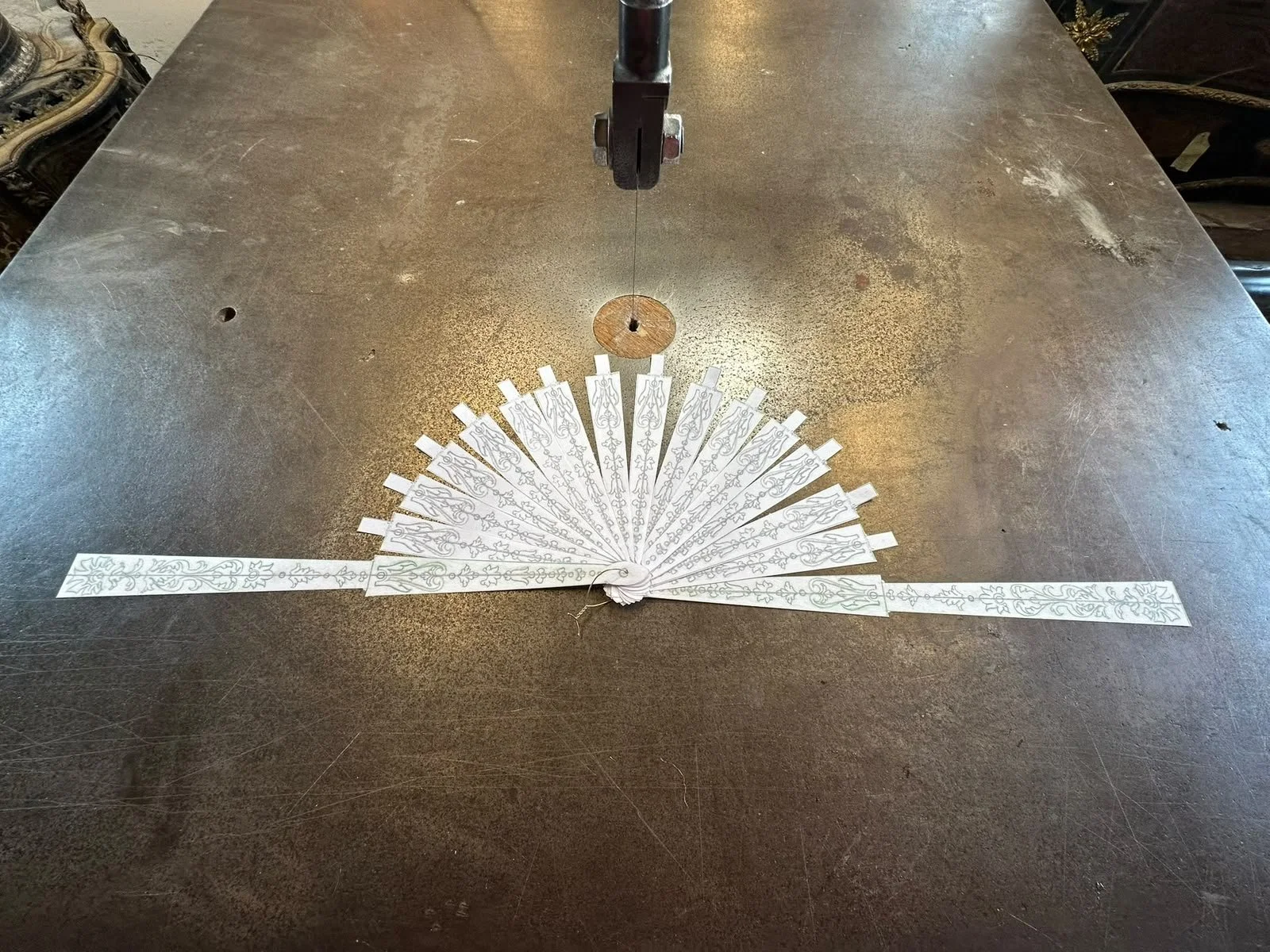 Atelier Marie Hélène Poisson Eventail Marqueterie Boulle Salon du Patrimoine_04.jpeg