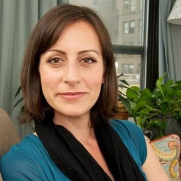 Licensed therapist providing couples therapy in New York and New Jersey