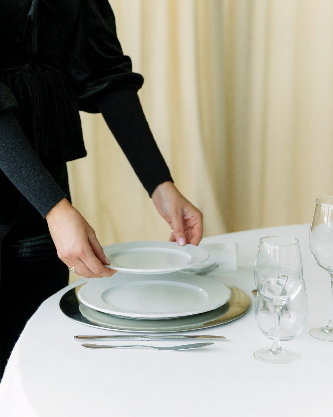 Da ideia &agrave; mesa, cada detalhe &eacute; pensado ao pormenor. A experi&ecirc;ncia come&ccedil;a muito antes do primeiro prato ser servido. &Eacute; assim que elevamos a experi&ecirc;ncia.