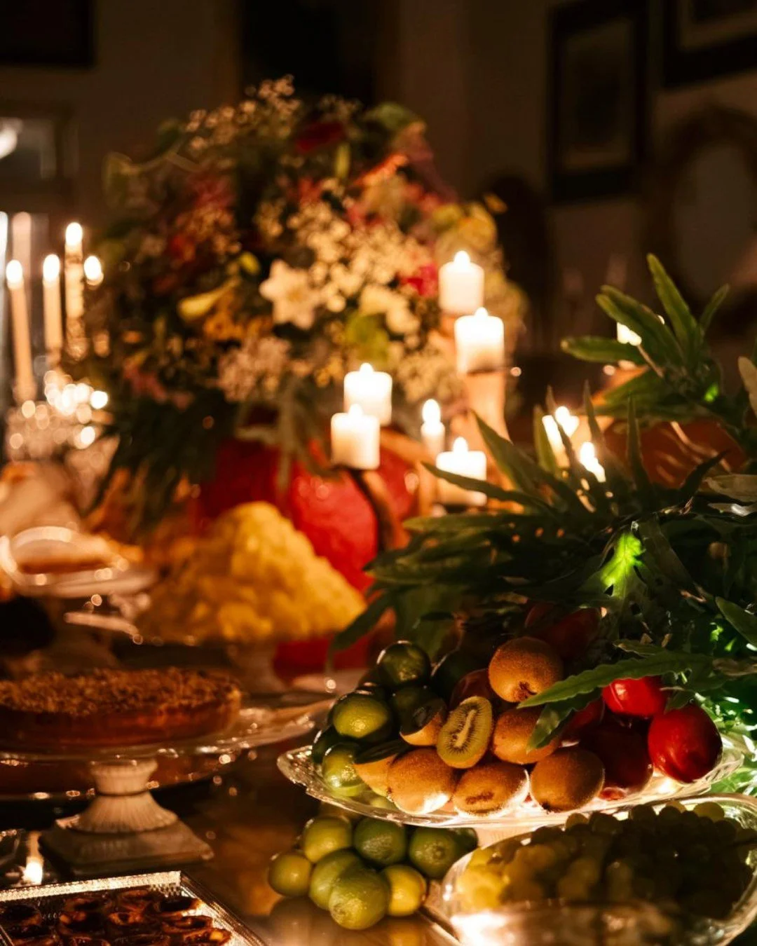 Cada evento &eacute; pensado como uma experi&ecirc;ncia completa, onde comida, styling e servi&ccedil;o se unem de forma natural. Com mais de 20 anos de experi&ecirc;ncia, adaptamo-nos a qualquer contexto, escala ou formato, sempre com cuidado, fluid