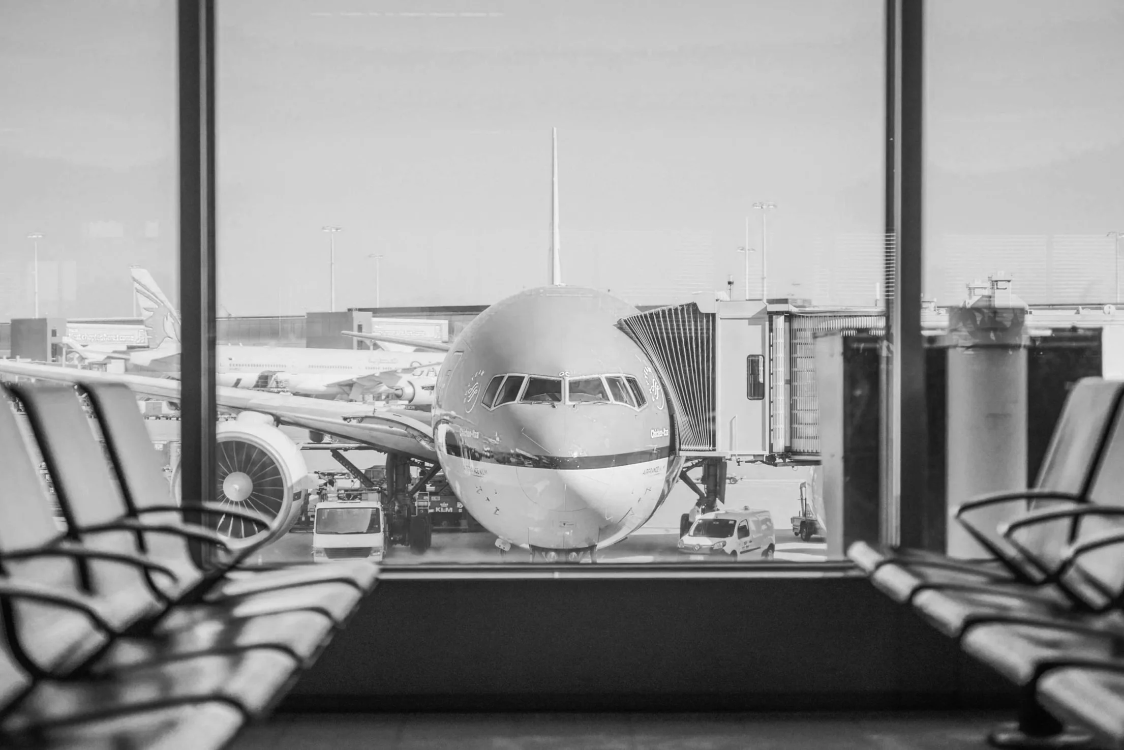 THE JETLAG OVERRIDE: Why We Refuse to Fly Overnight with Kids (And What We Do Instead)