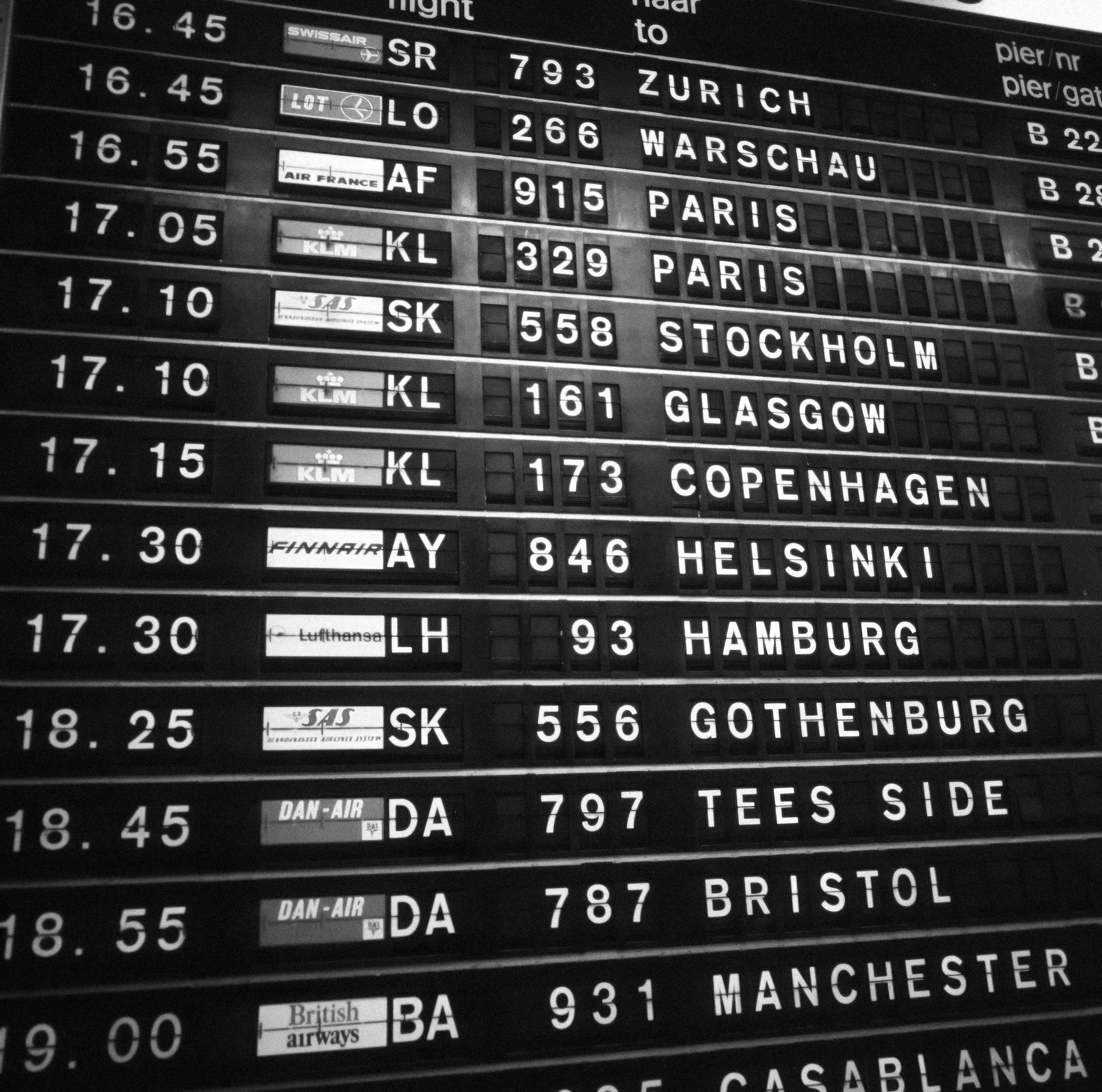 THE BUSINESS CLASS FALLACY: Why Lay-Flat Seats are Not Worth the Points. 