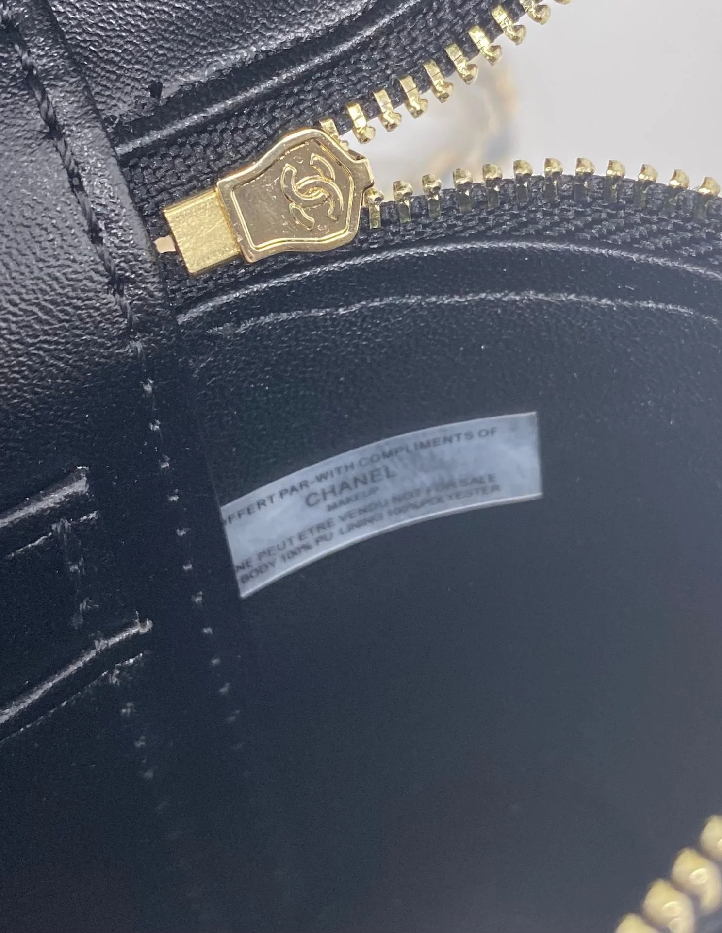 CHANEL Beauty Black Matelassé Quilted Makeup Bag on Chain with Box (VIP Gift) Made in Italy