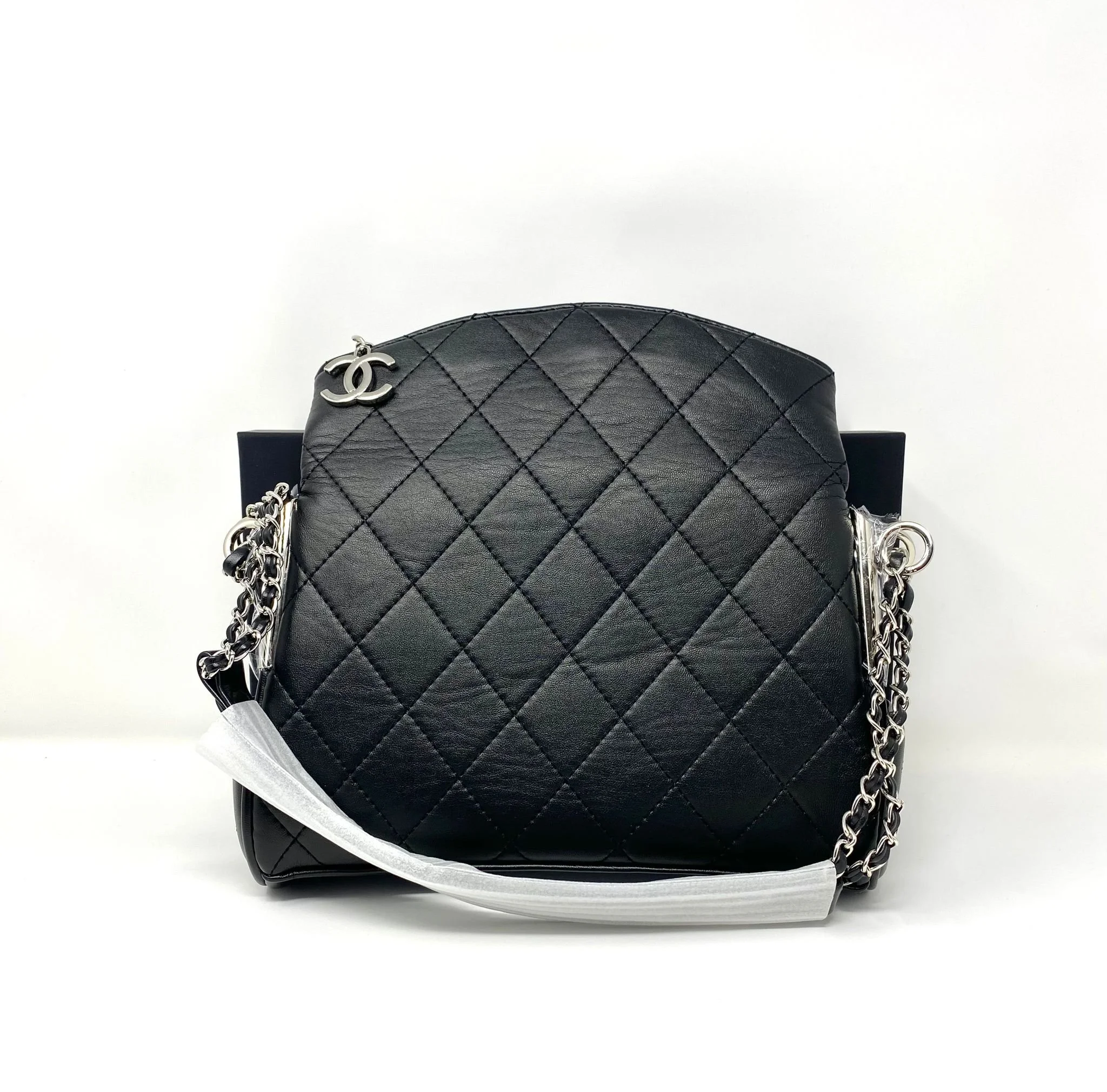 CHANEL Black Quilted Beauty Makeup Bag on Chain VIP Gift With Box Made in France
