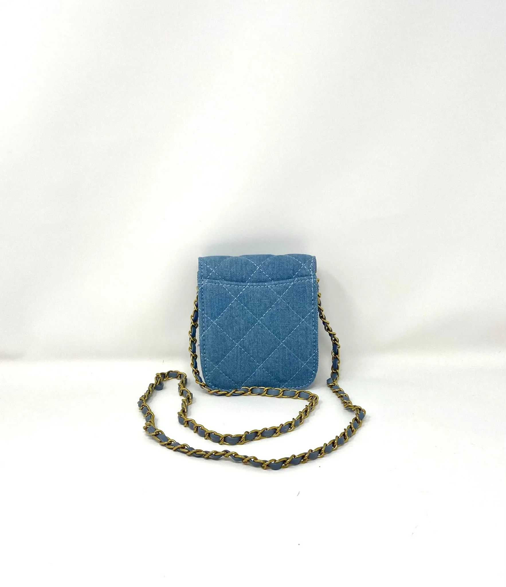 CHANEL Beauty Blue Denim Makeup Bag with Gold-toned Chain (VIP Gift with Box) Made in Italy