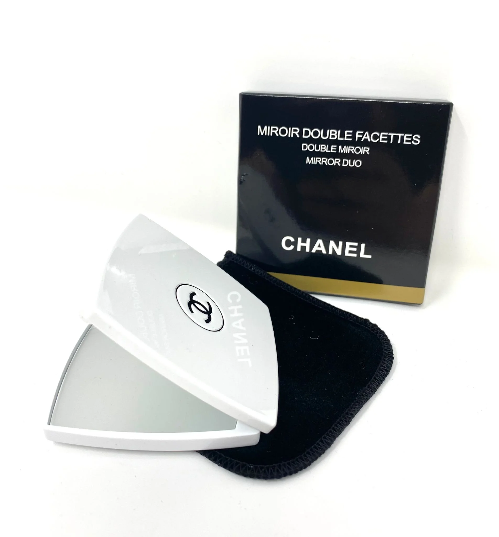 CHANEL Beauty CC White Double Facette Makeup Compact Mirror New/Box (VIP Gift)
