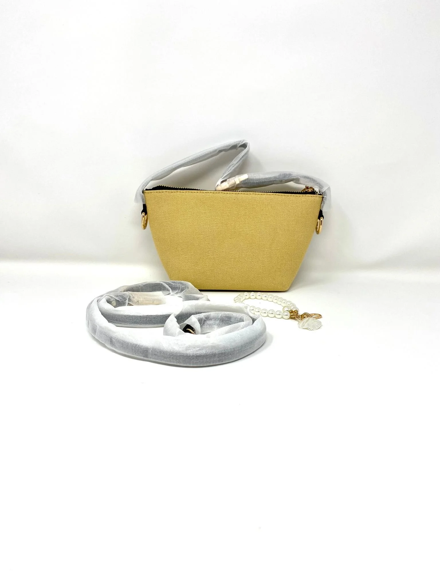 Dior Beauty Beige Canvas Makeup Bag Handbag Crossbody on Chain (VIP Gift)
