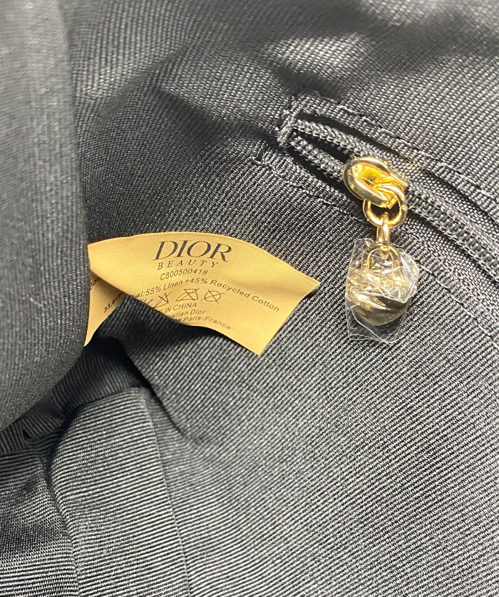 Dior Beauty Beige Canvas Makeup Bag Handbag Crossbody on Chain (VIP Gift)