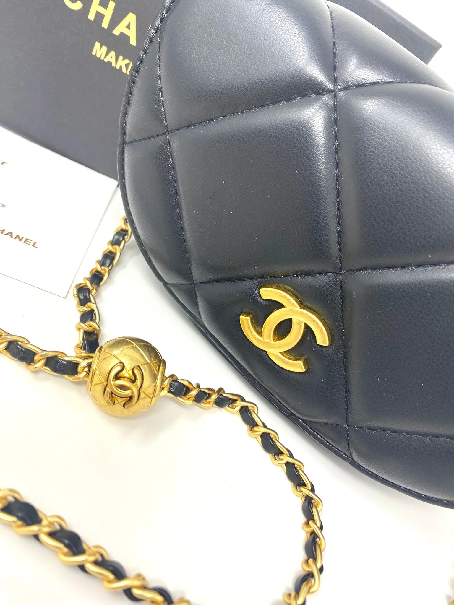 CHANEL Beauty Black Quilted Makeup Bag on Chain With Box (VIP Gift) Italy