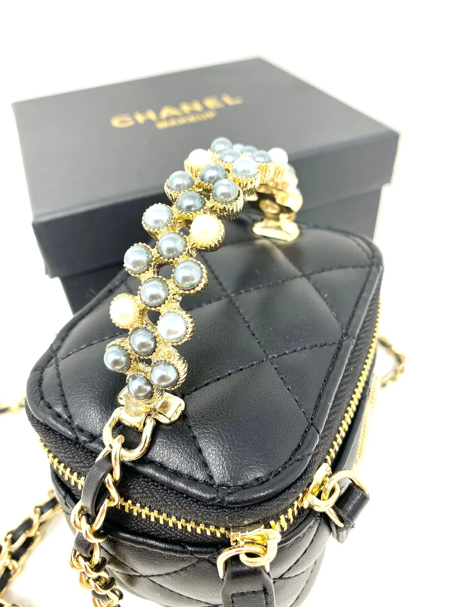 CHANEL Beauty Black Quilted Makeup Bag with Mirror on Chain (VIP Gift) Made in Italy