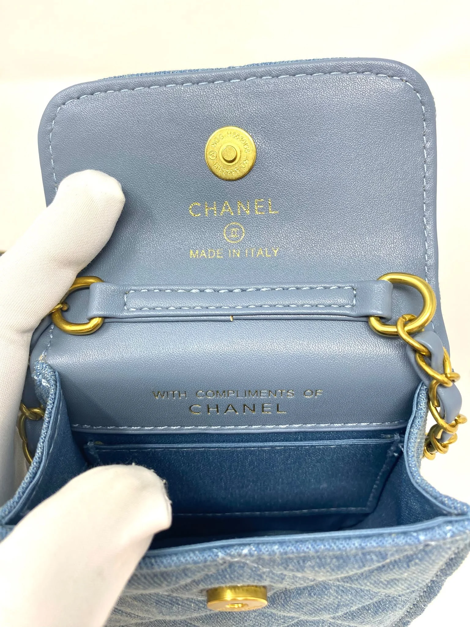 CHANEL Beauty Blue Denim Makeup Bag with Gold-toned Chain (VIP Gift with Box) Made in Italy