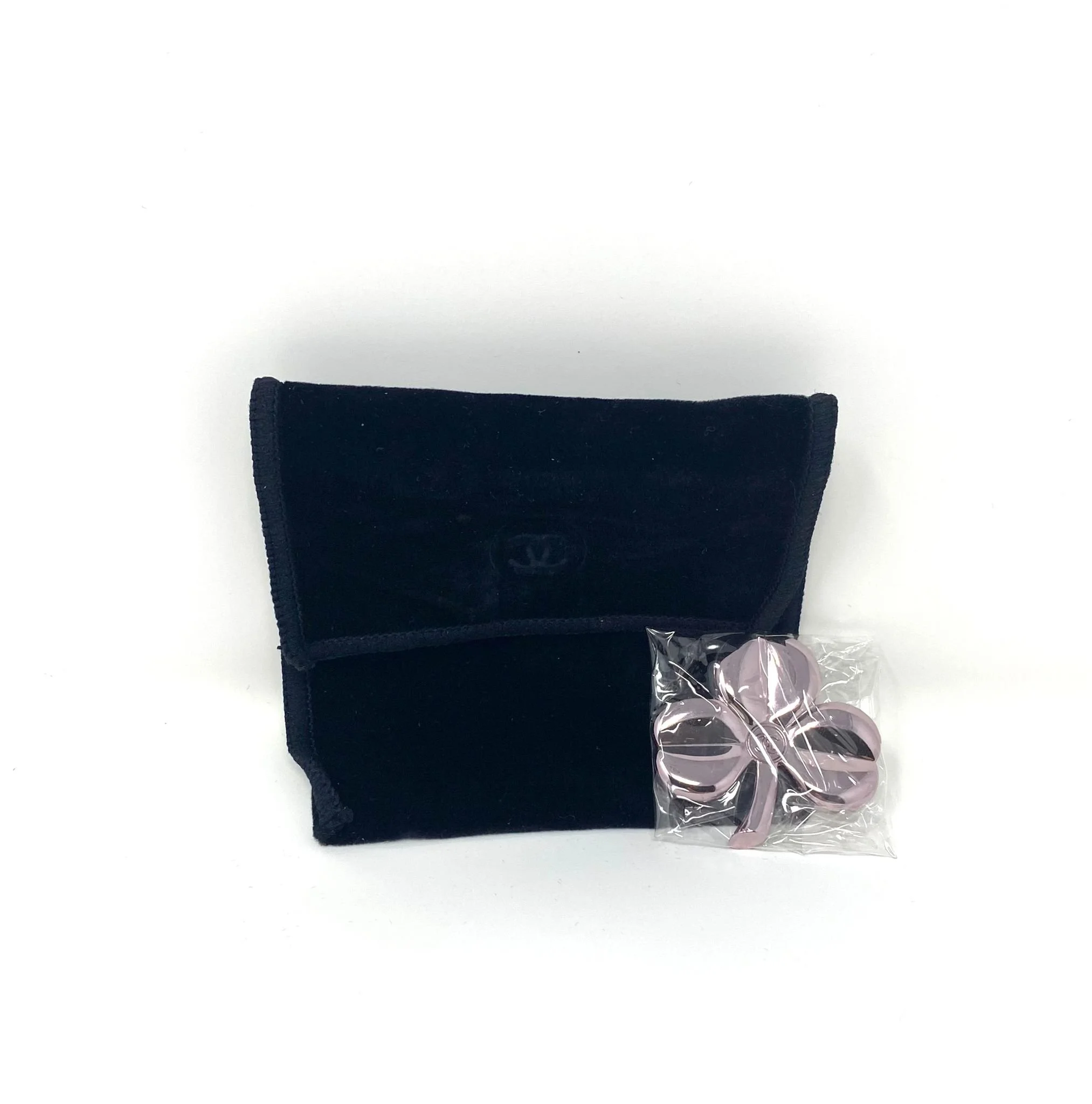 CHANEL Beauty Rose Pink Clover Flower Brooch Pin with Velvet Pouch (VIP Gift)