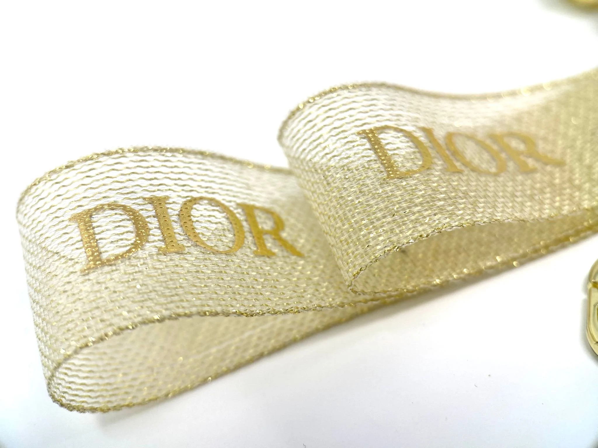 DIOR Beauty Pearl Keyring Charm Gold Tone Ribbon Star (VIP Gift) With Box
