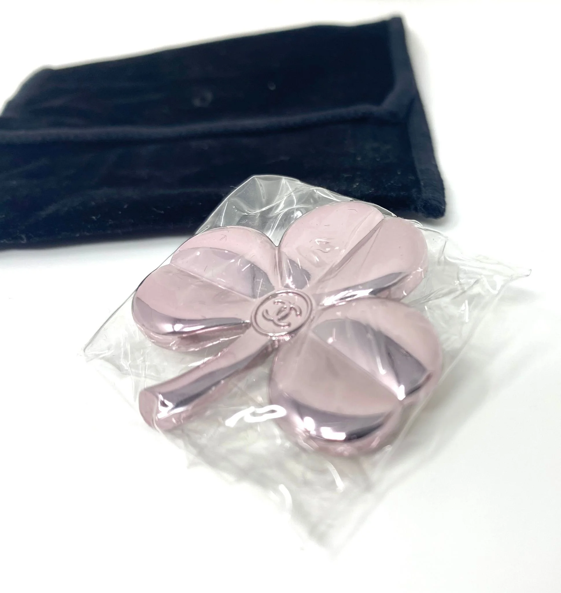 CHANEL Beauty Rose Pink Clover Flower Brooch Pin with Velvet Pouch (VIP Gift)