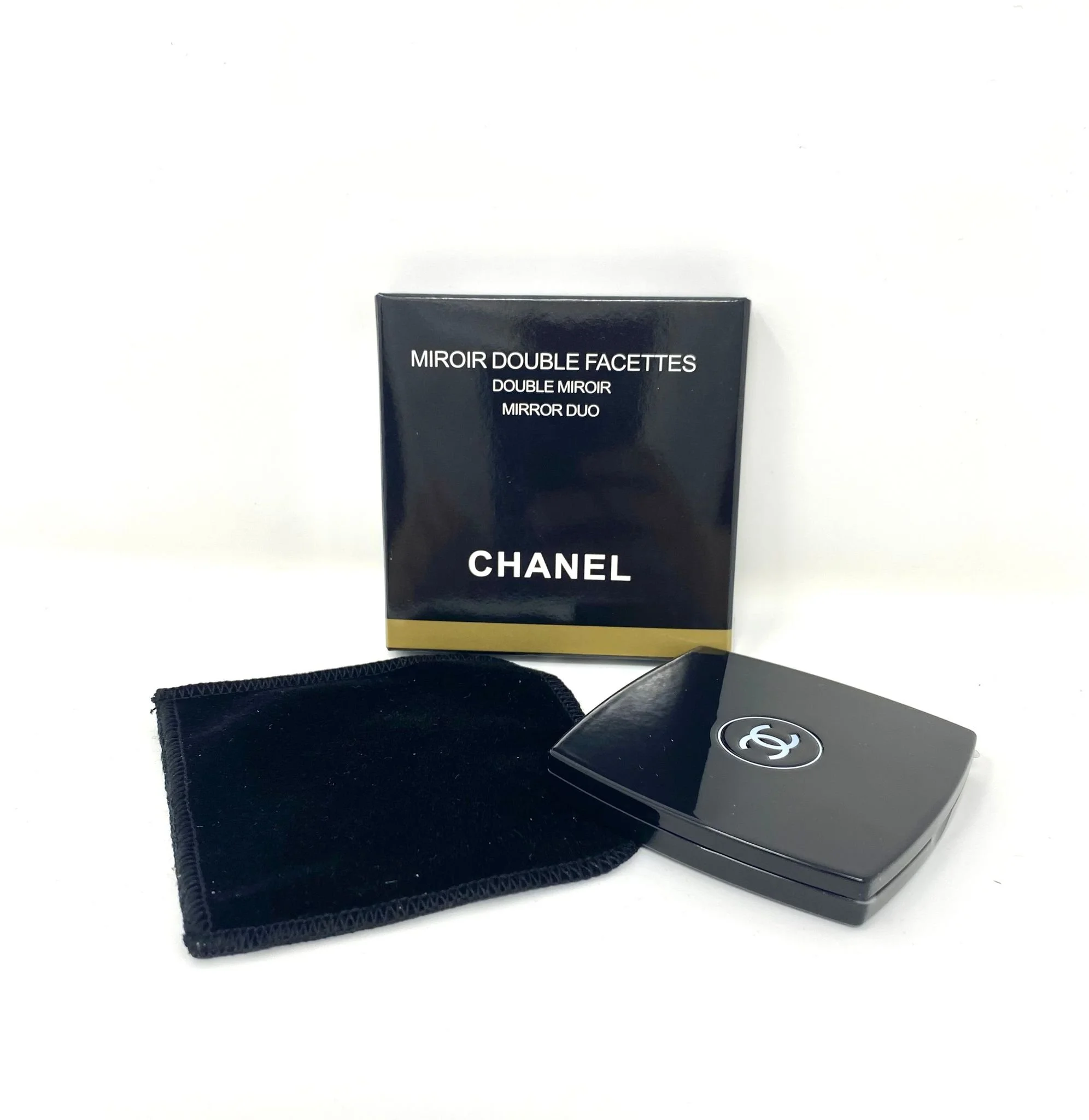 CHANEL Beauty CC Logo Black Double Facette Compact Mirror New/Box (VIP Gift)