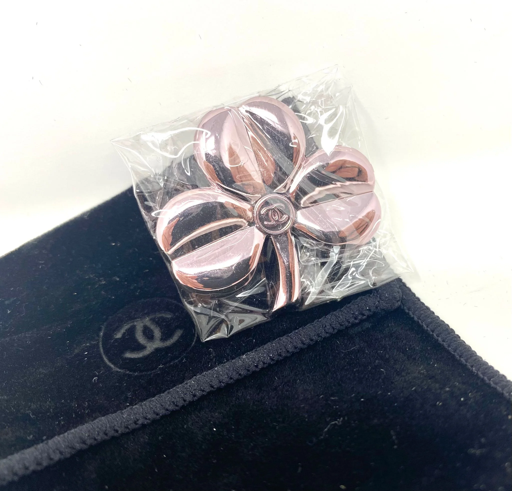 CHANEL Beauty Rose Pink Clover Flower Brooch Pin with Velvet Pouch (VIP Gift)