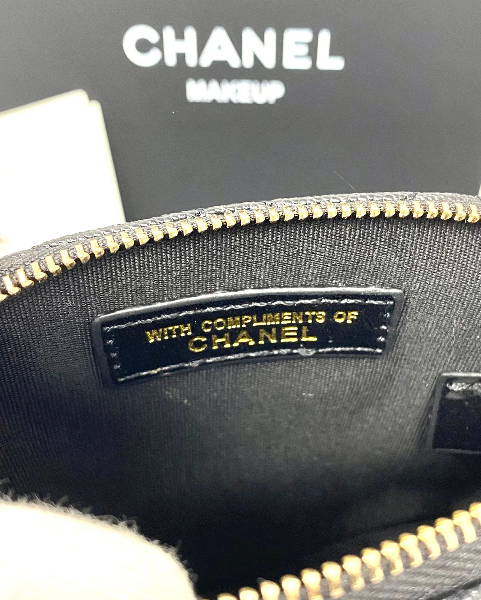 CHANEL Beauty Black Matelasse Quilted Caviar Makeup Bag on Chain (VIP Gift/Box) Made in Italy