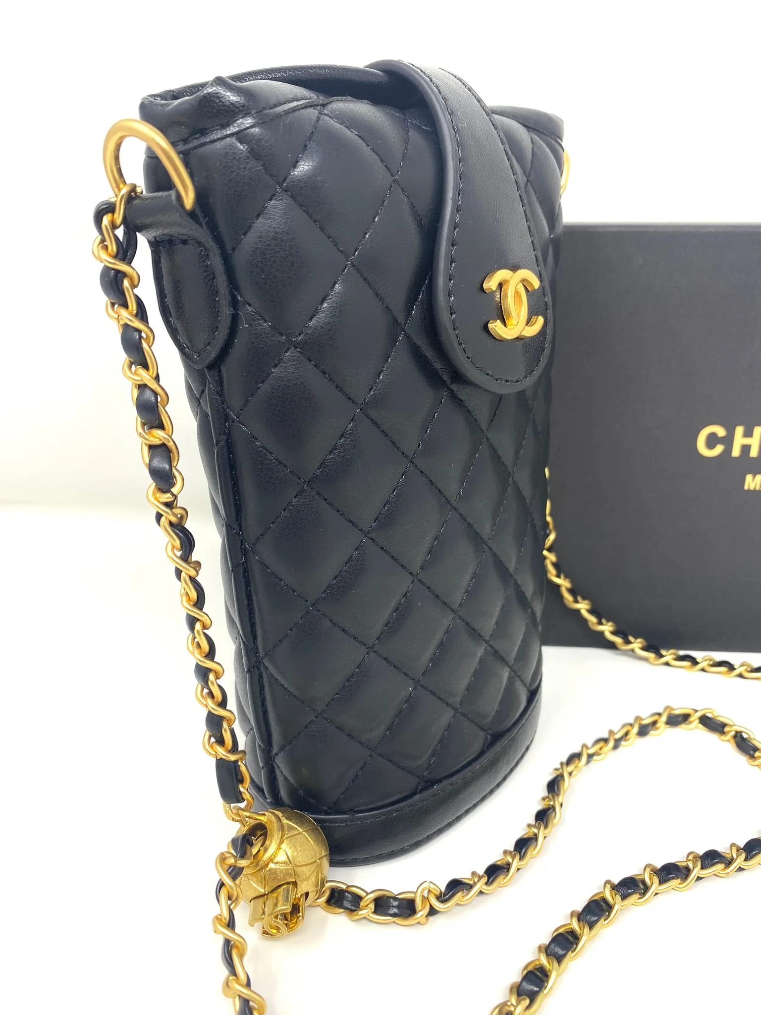 CHANEL Beauty Black Quilted Makeup Bag on Chain, VIP Gift with Box, Made in Italy