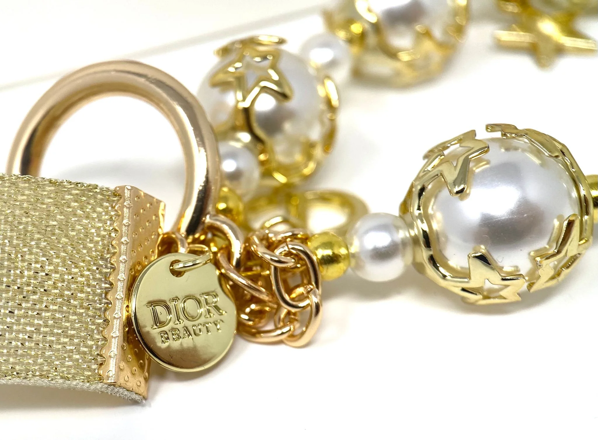 DIOR Beauty Pearl Keyring Charm Gold Tone Ribbon Star (VIP Gift) With Box