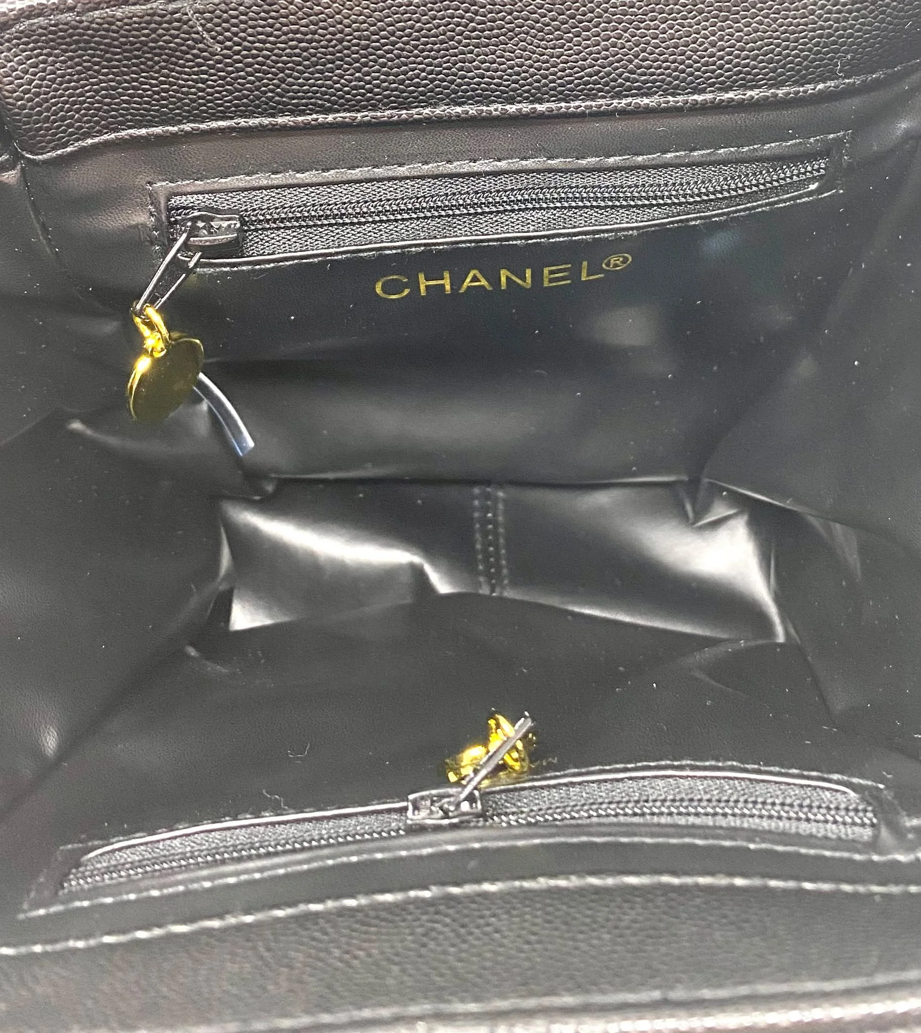 CHANEL Beauty Black Crossbody Vanity Bag with Gold CC Logo (VIP Gift with Box)
