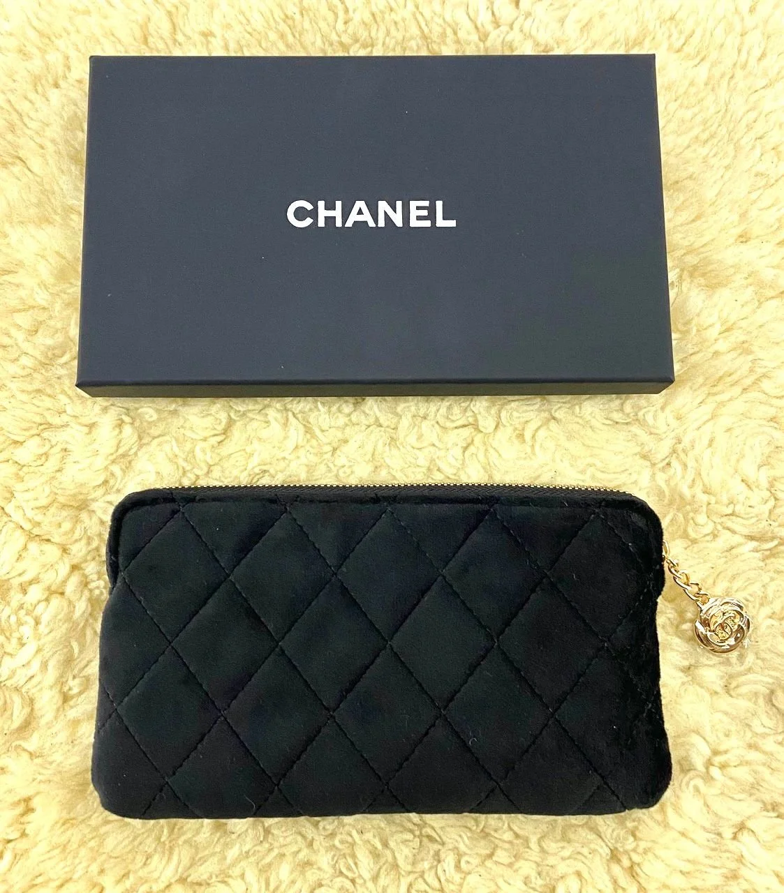 CHANEL Black Velvet Matelassé Quilted Cosmetic Clutch with Box (Limited Edition VIP Gift), Beauty Bag