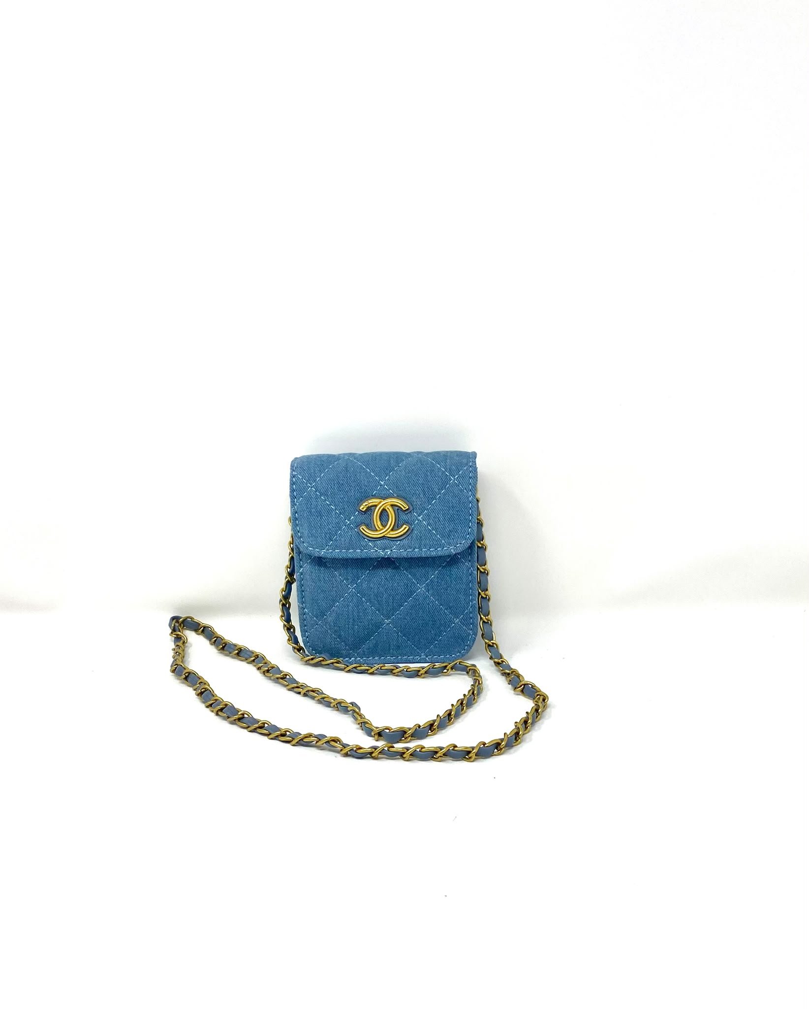 CHANEL Beauty Blue Denim Makeup Bag with Gold-toned Chain (VIP Gift with Box) Made in Italy