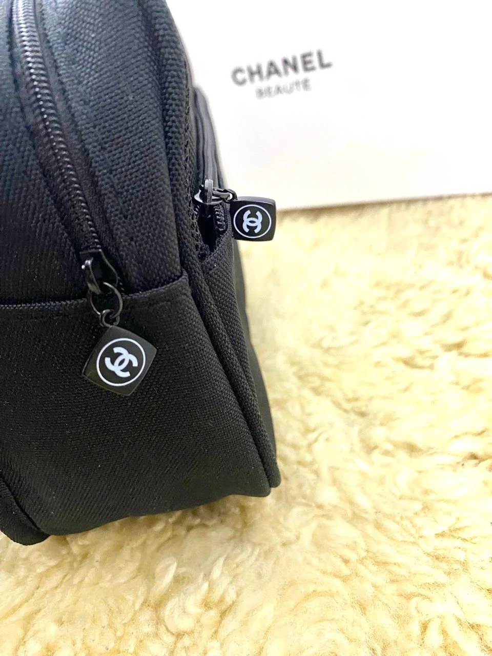 CHANEL Large Black Hanging Makeup Case w/ Box (VIP Gift) Logo Travel Beauty Bag