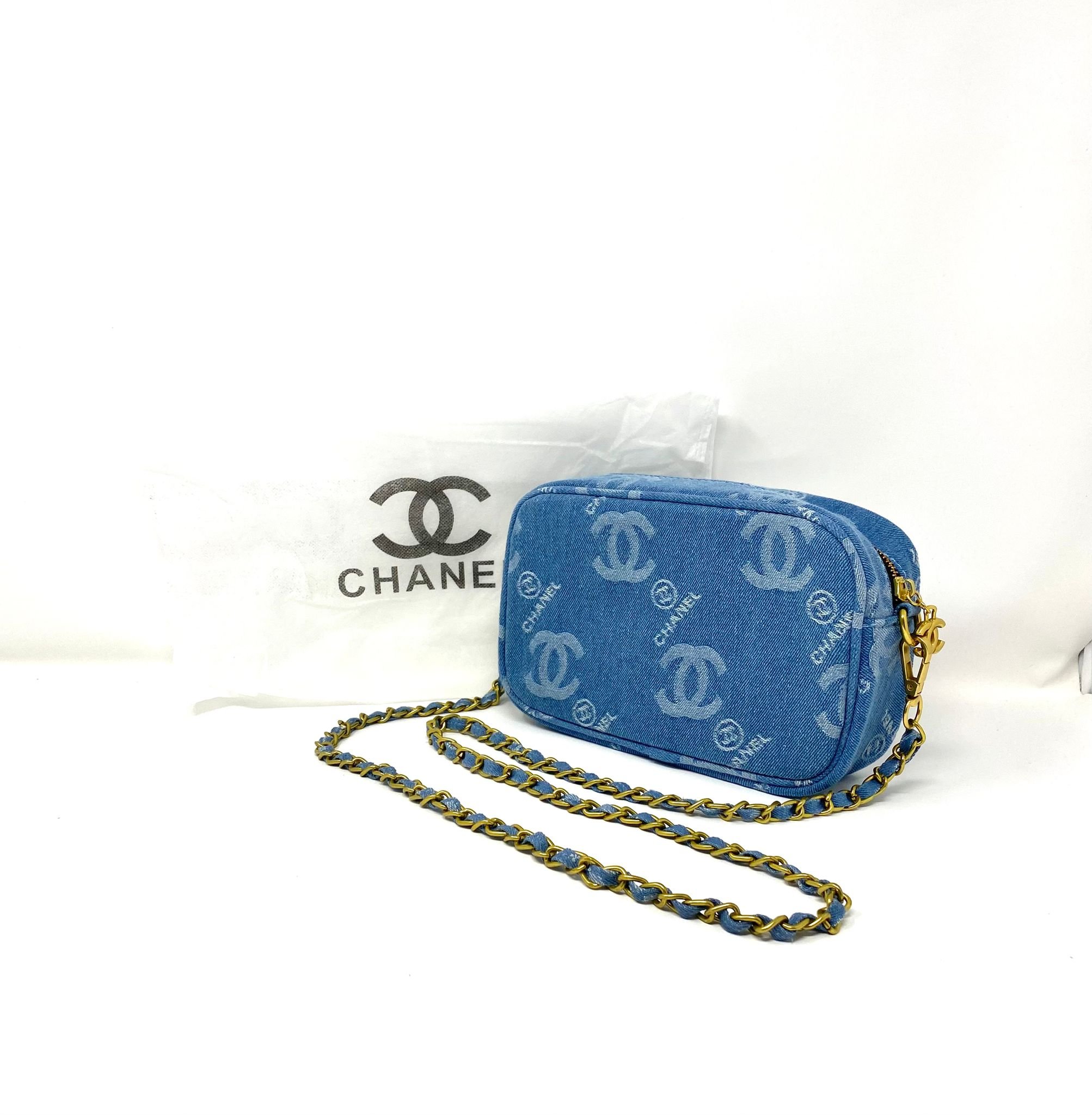 CHANEL Beauty Blue Denim Makeup Bag with Gold-toned Chain Strap (VIP Gift) Made in Italy