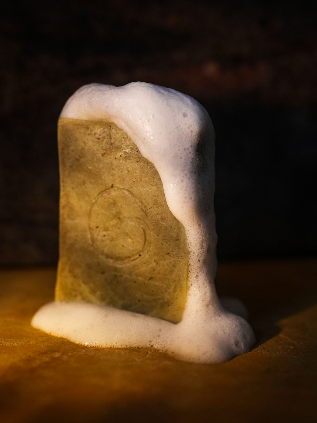 Jabón para el cabello de Ajedrea Cosmetica Ecologica con espuma.