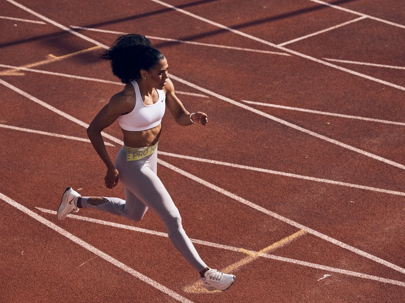 Mujinga Kambundji - Athlete