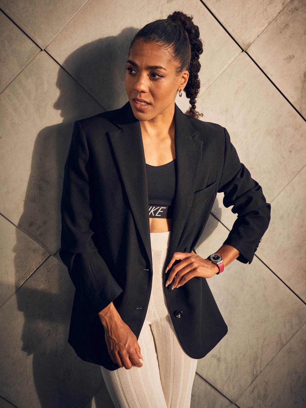 Mujinga Kambundji - Athlete