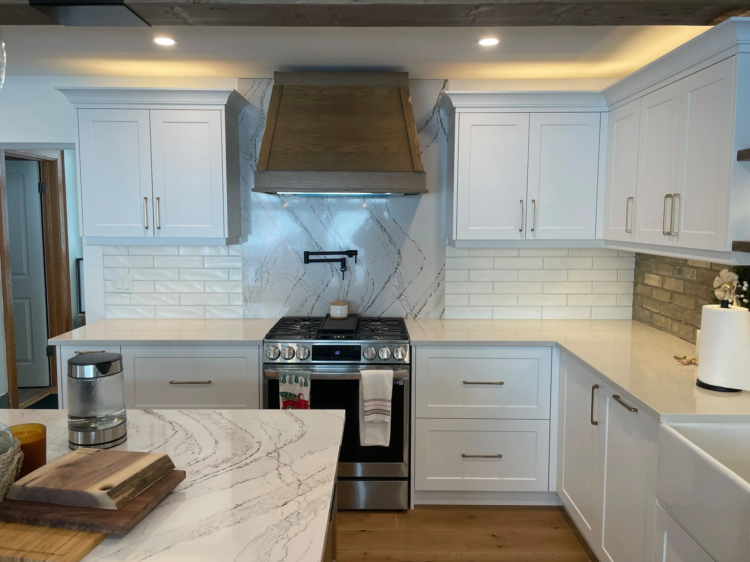 McFalls Construction Group LTD Kitchen Renovation - Guelph Kitchener Waterloo.jpg