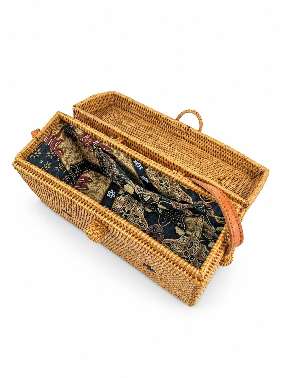 Vintage Vibe woven rattan crossbody with black tan lining