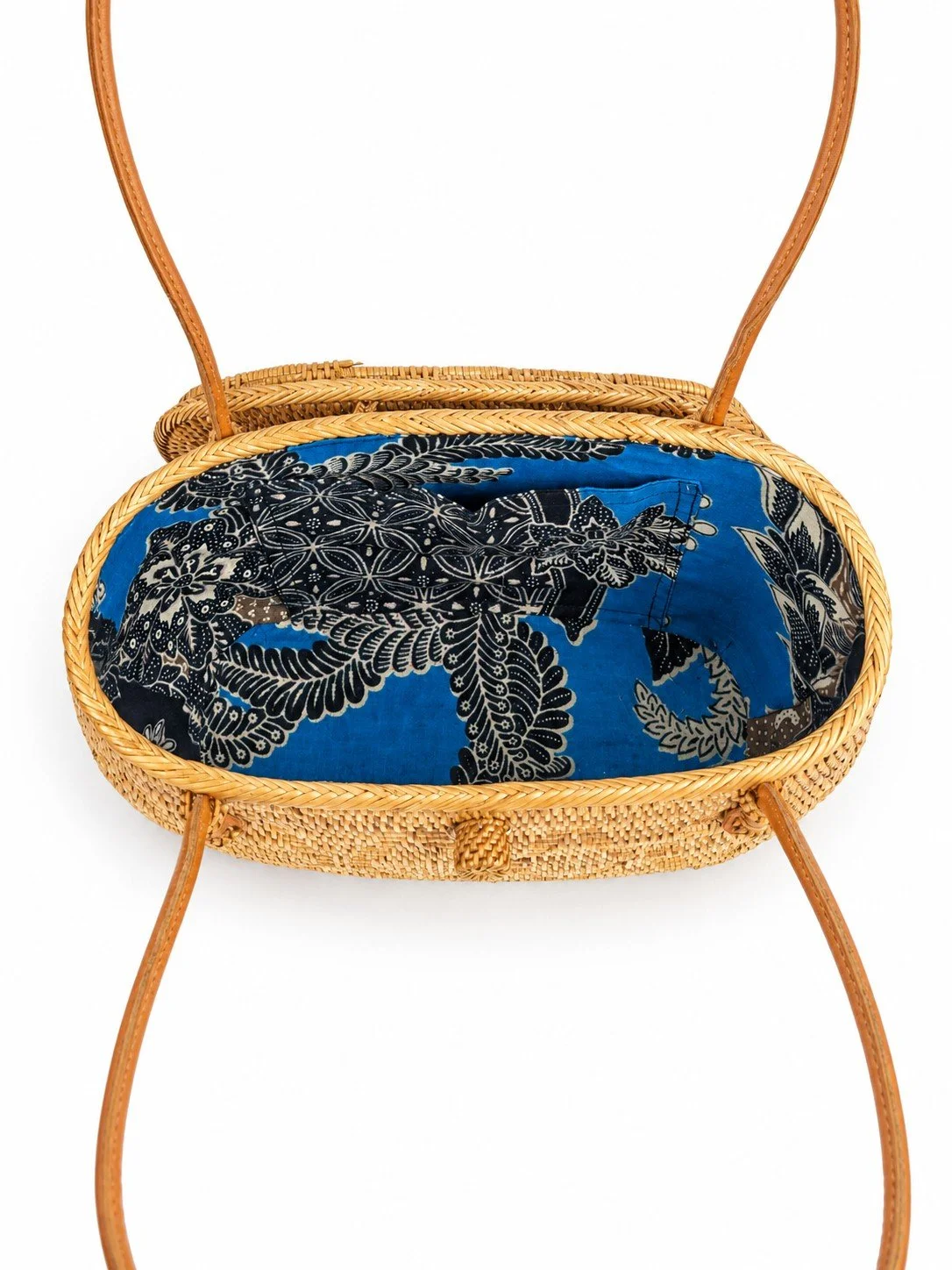 Totally Chic summer wicker purse with blue lining