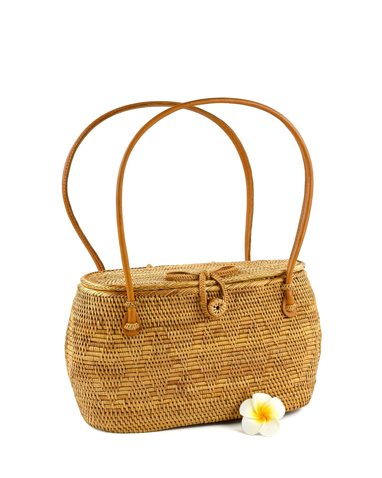 Totally Chic - Woven Rattan Purse.jpg