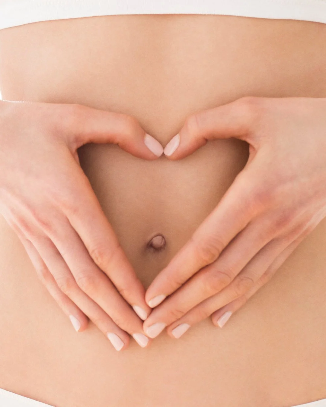 There is a quiet ecosystem inside each of us that shapes how we think, move, sleep, and age. It influences mood, metabolism, immunity, hormones, and energy, and in midlife, it becomes even more important as shifting estrogen, stress, and sleep change