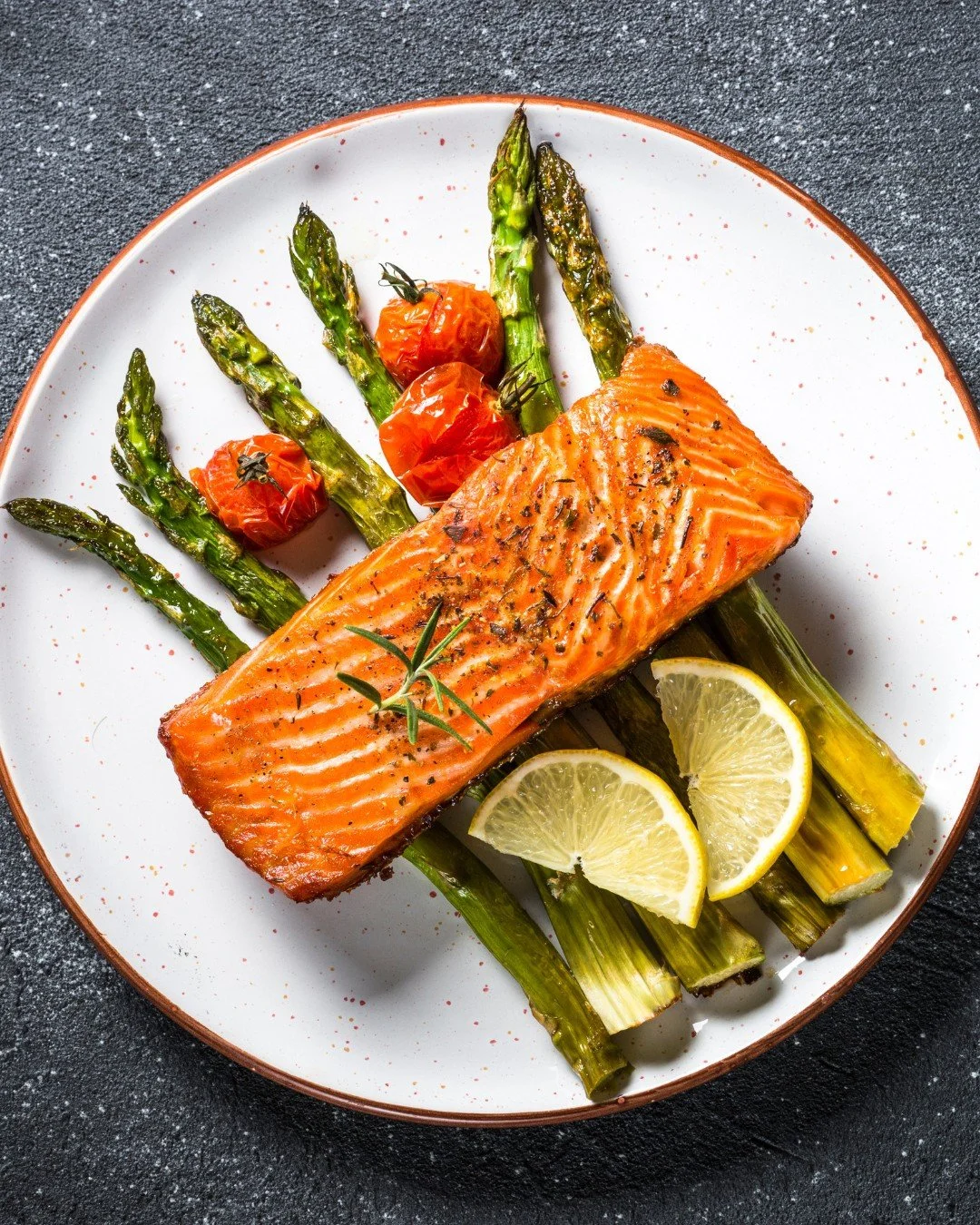 EAT TO ENERGIZE YOUR CELLS⁠
⁠
Certain nutrients contribute to NAD+ synthesis, including niacin and tryptophan. Foods such as salmon, mushrooms, chicken, and peanuts provide building blocks that support cellular energy pathways. Balanced meals with le