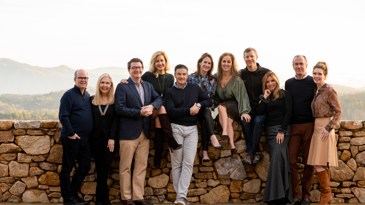 COUPLES RETREAT - BLACKBERRY MOUNTAIN