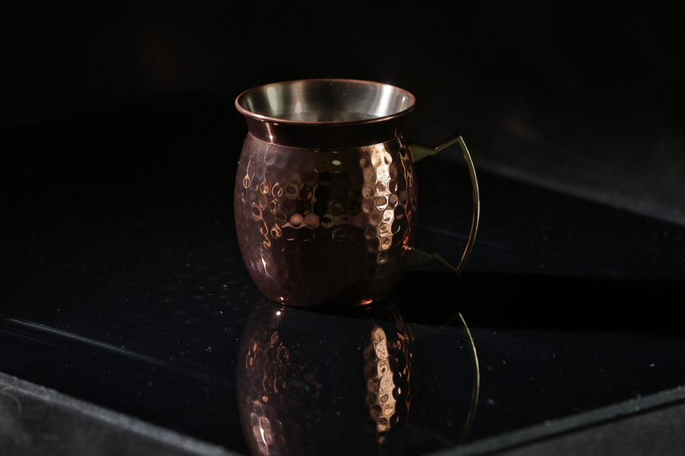 M06 — Hammered Copper Barrel