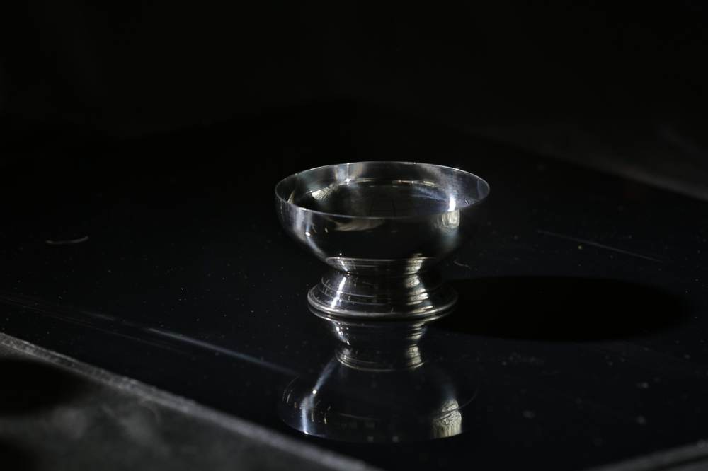M09 — Steel Goblet Dish