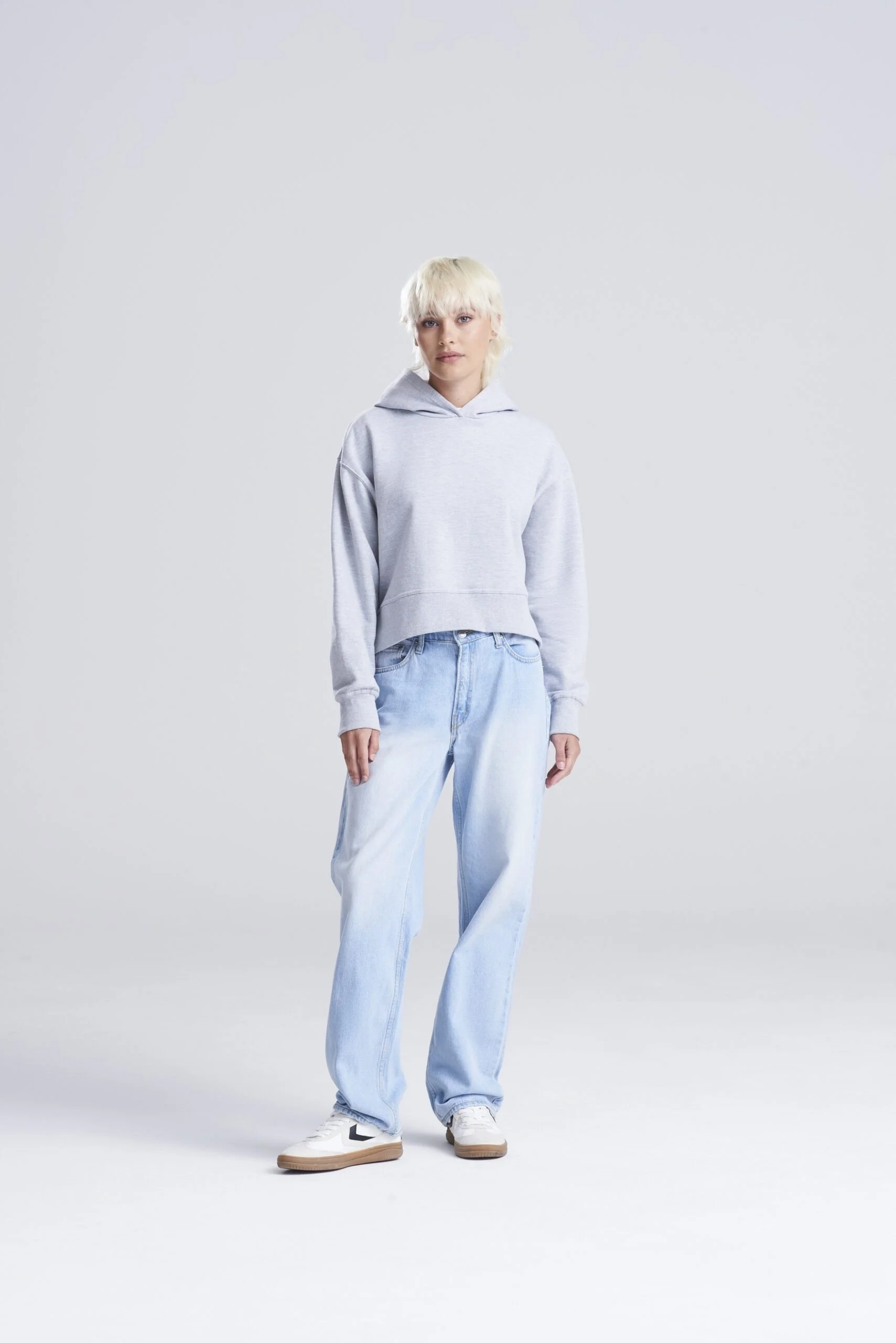 WOMEN’S RELAXED HOODIE JH305