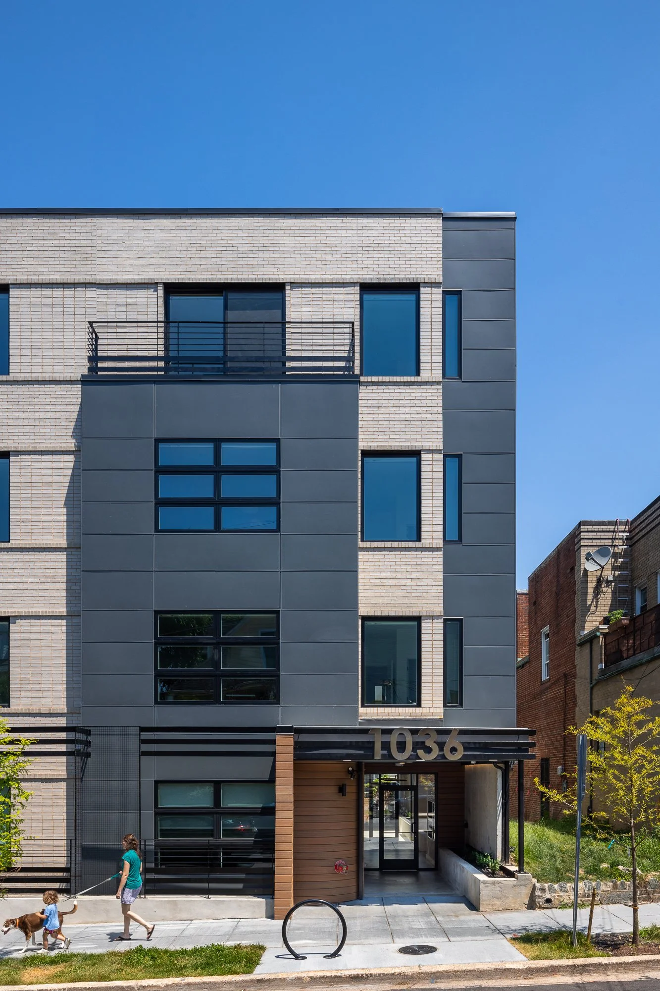 1036NewtonStNE-2.jpg