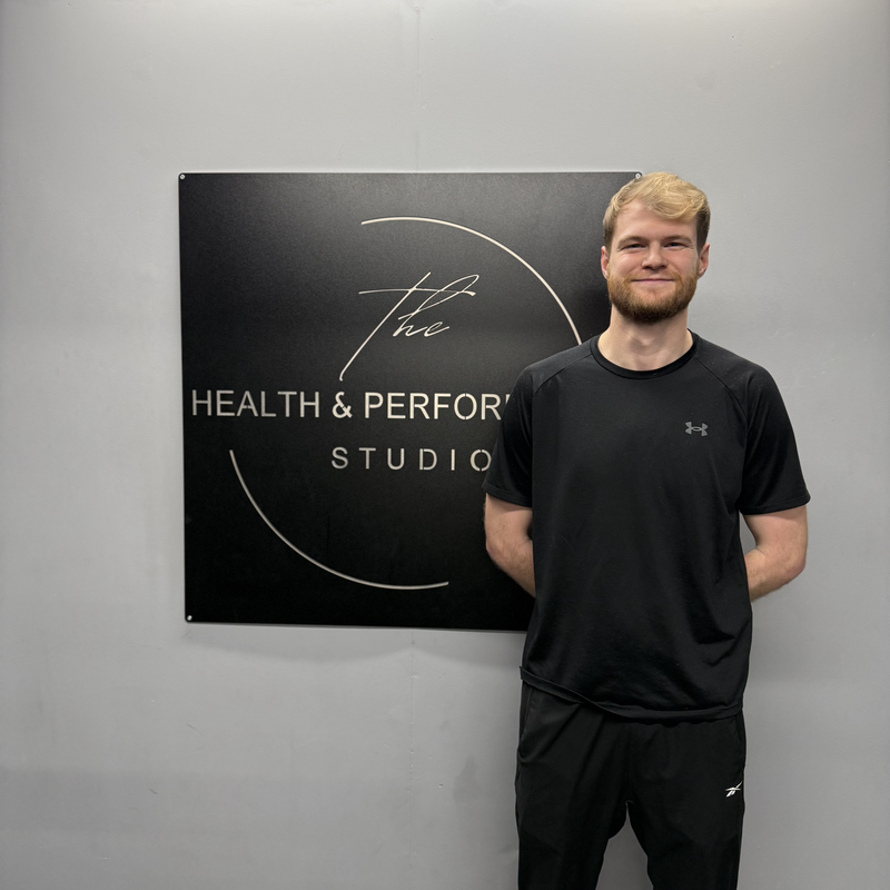 Sports therapist specialising in running injuries in London