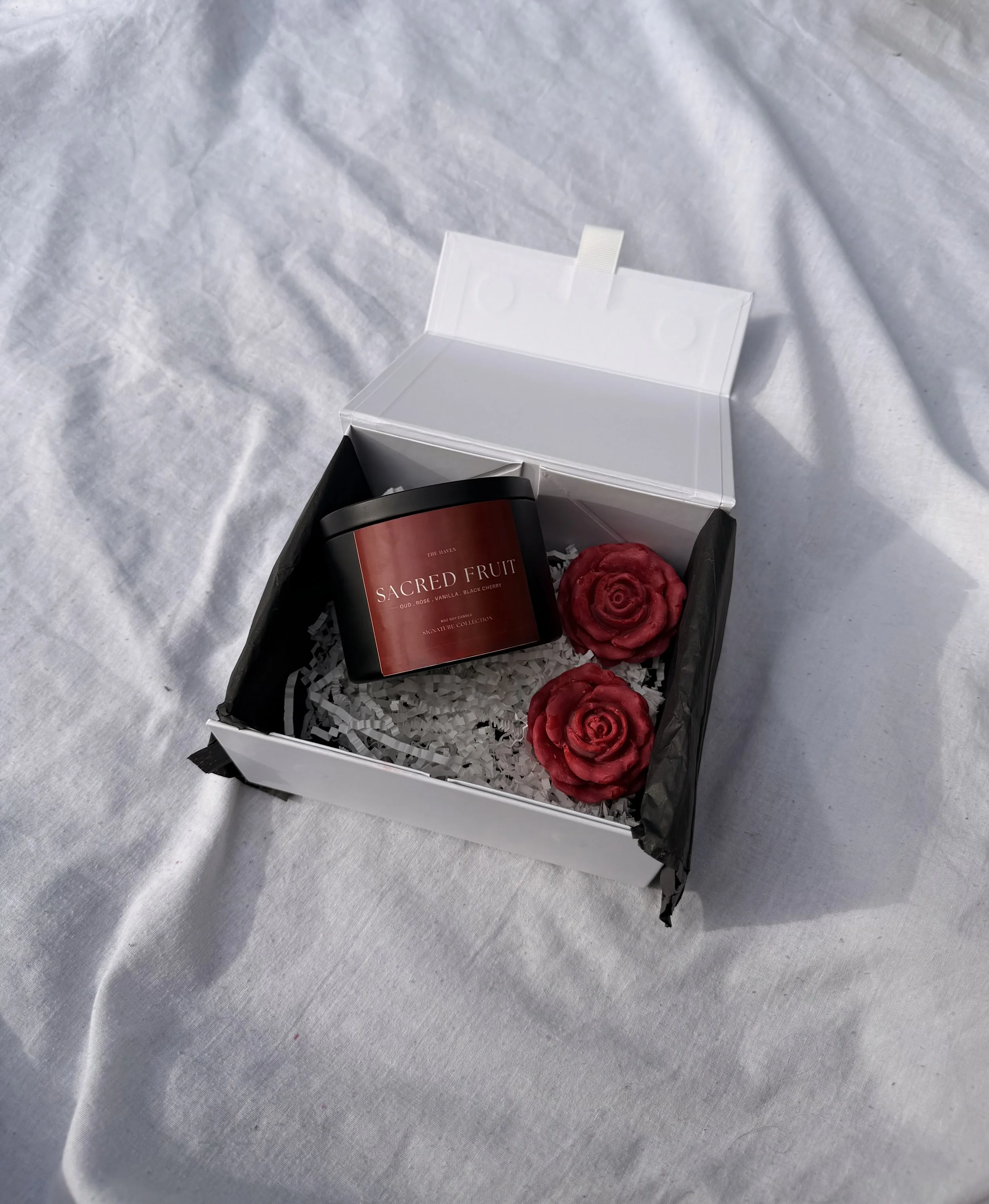 Sacred Fruit Oud candle set