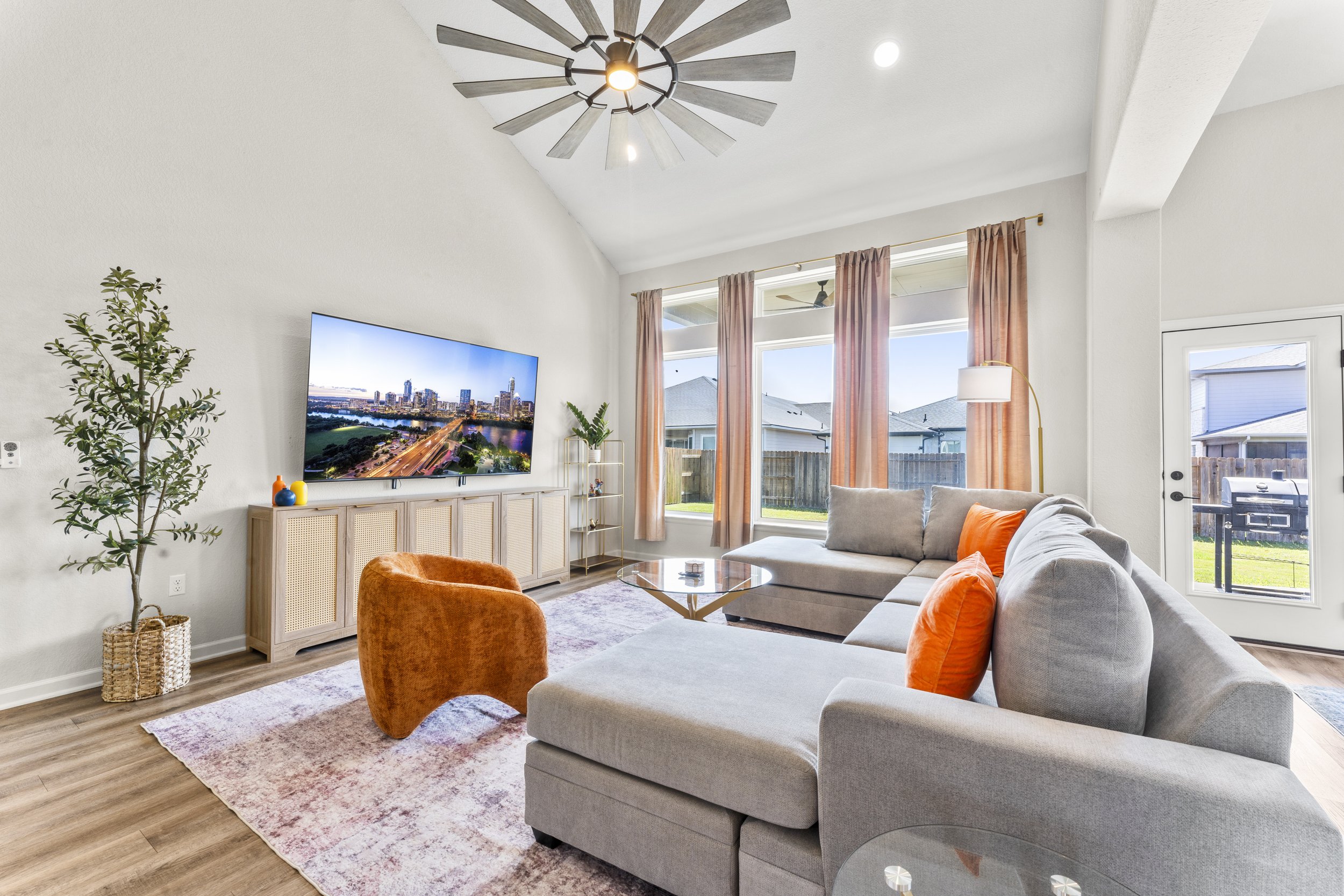 Austin Vacation Rental Property Living Room Southern Sunshin