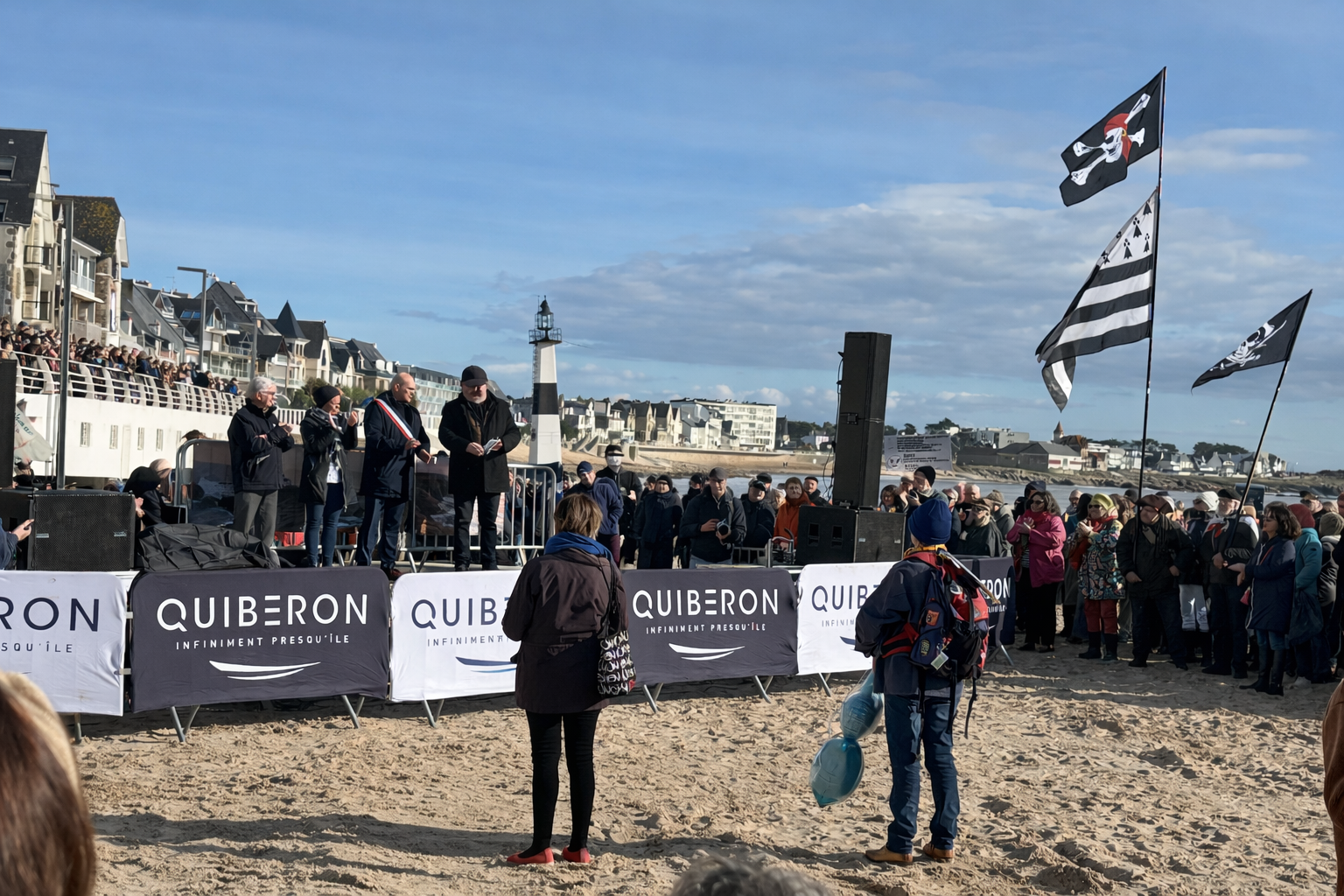 Mobilisation à Quiberon contre le projet éolien au large de Belle-Île