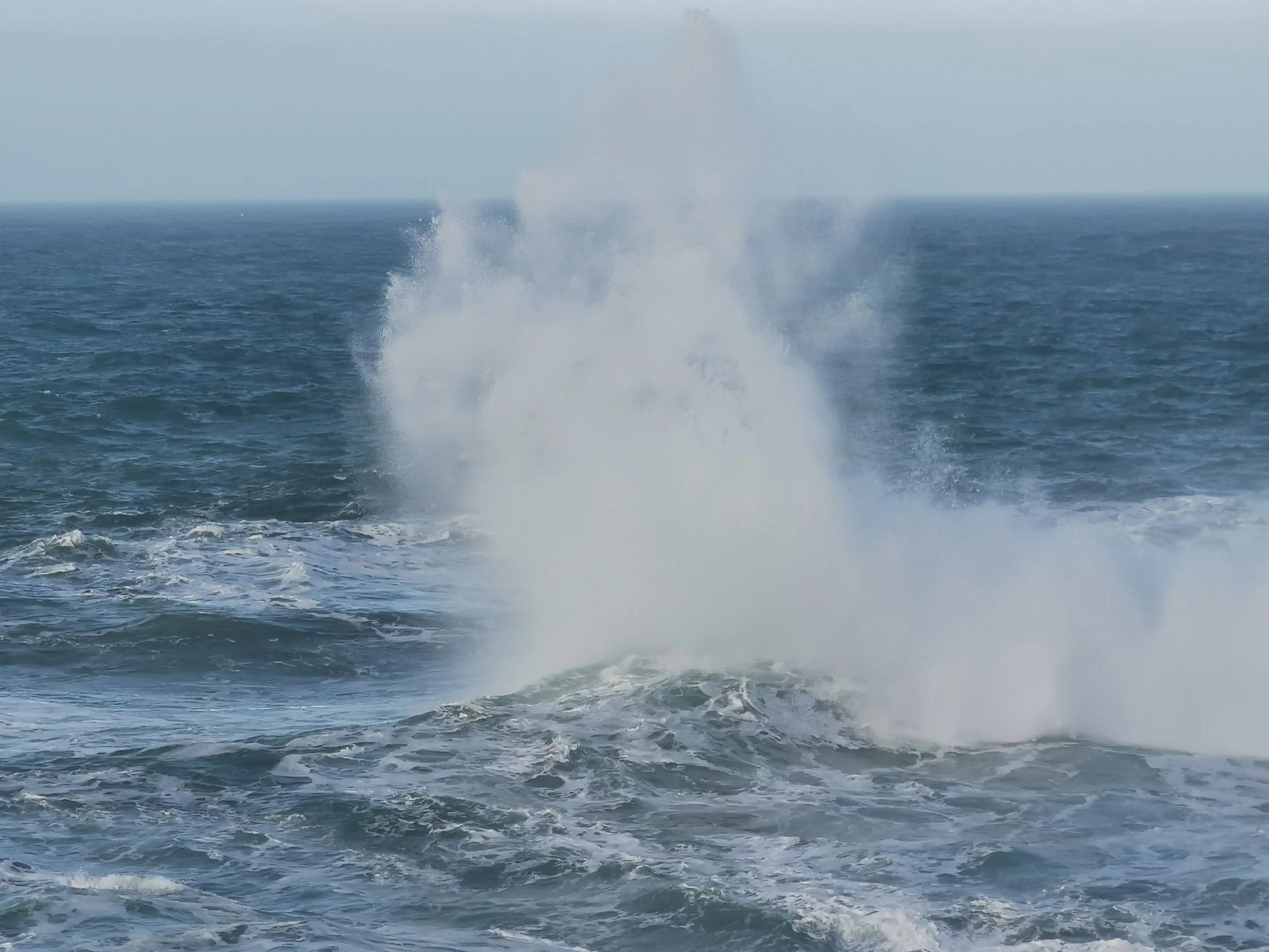 Houle atlantique à Vazen.