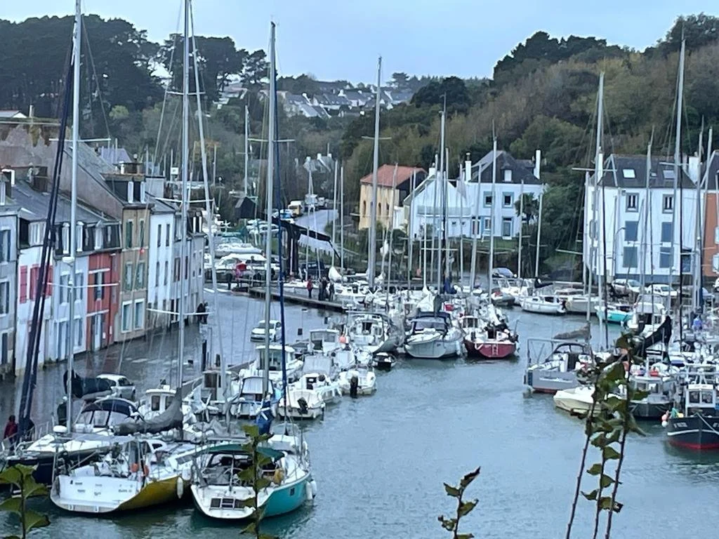 Les quais de Le Palais par grande marée, 2026.