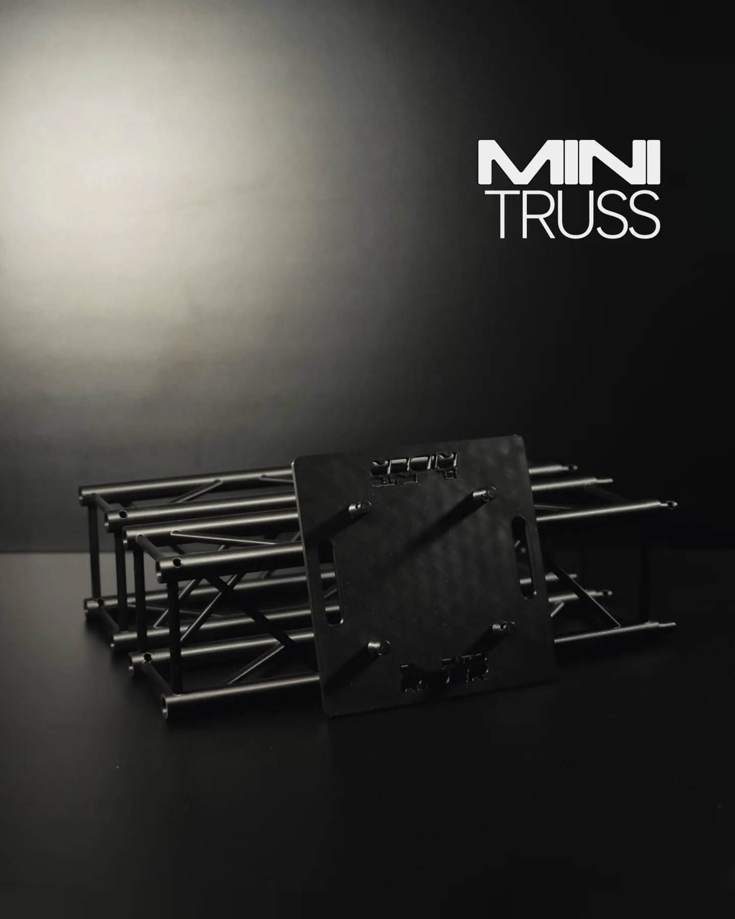 Nuestro producto mas demandado ya a la venta en la web! 
Nos estais sorprendiendo con los usos que le estais dando, estamos flipando!
Y tu? Que locura vas a hacer con el?